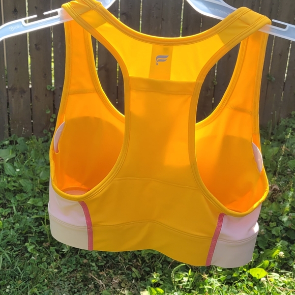 Fabletics size XS (0-2) sports bra NWT - Picture 2 of 10